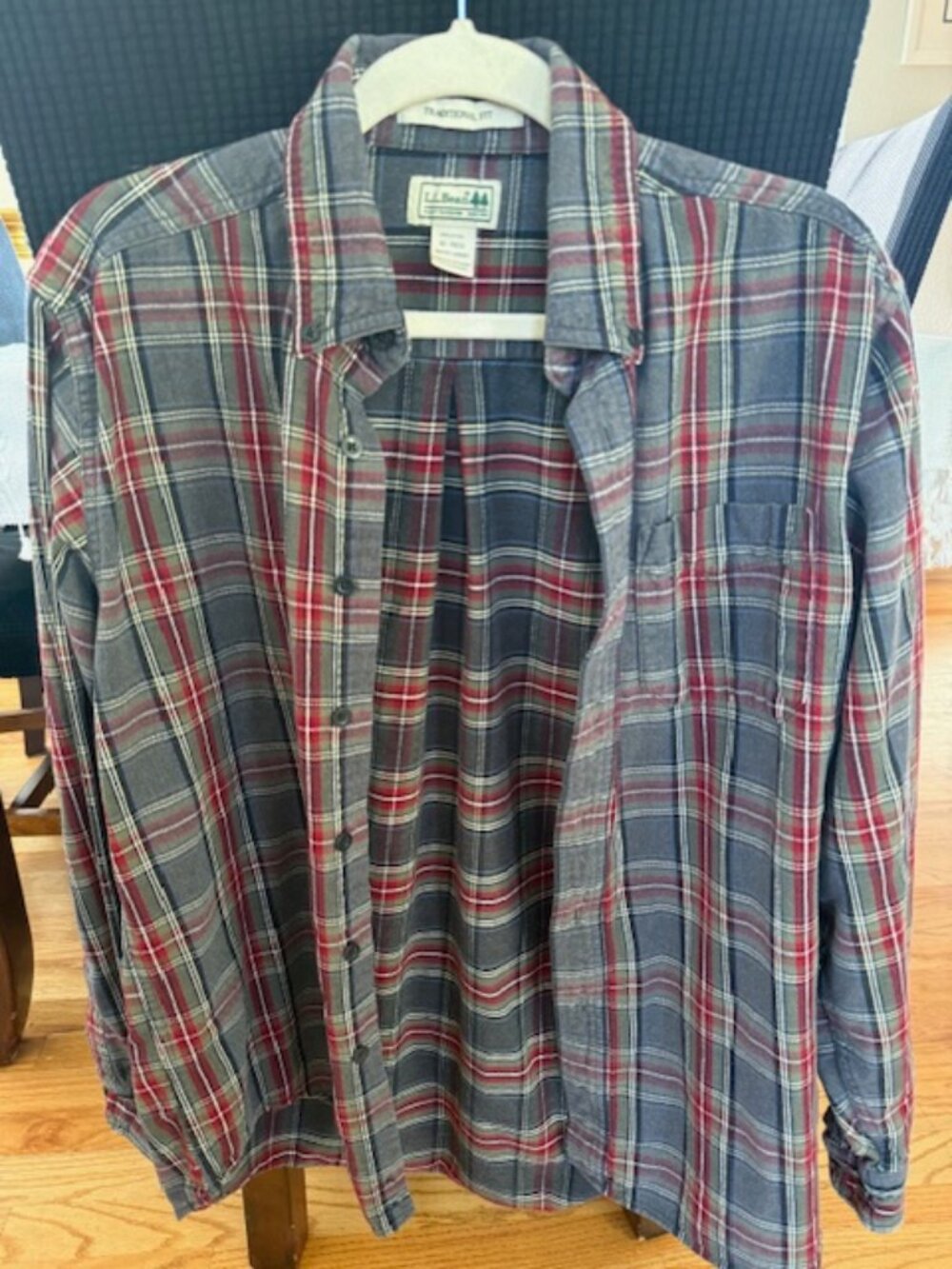 LL Bean Flannel Shirt Mens M Plaid Cotton Button Down Outdoor Hiking Traditional